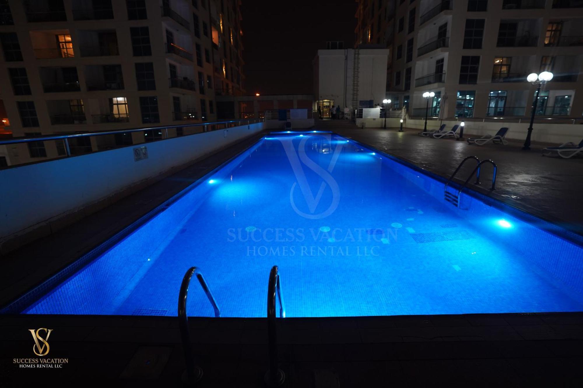 Success Luxury Apartment - 5 Min Away Marina Corniche - Free Housekeeping Provided Everyday-24-7 Staff Available For Services Дубай Екстериор снимка